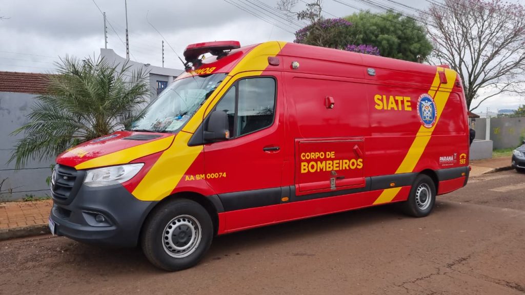 Menino de 13 anos quebra o antebraço ao cair, brincando no Interlagos
