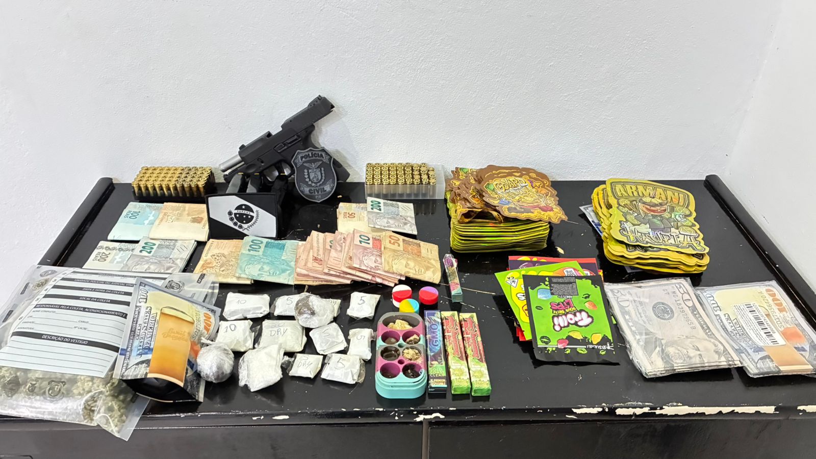 Cascavelense é preso por enviar droga em frascos de suplementos para Santa Catarina