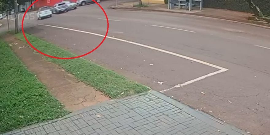 Vídeo: Câmera flagra acidente de trânsito no Bairro Neva