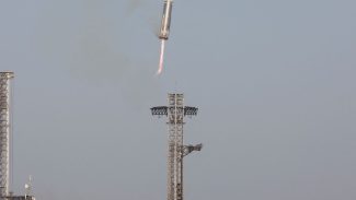 Lançamento da SpaceX reabre esperança de voos tripulados para a Lua Lançamento da SpaceX reabre esperança de voos tripulados para a Lua