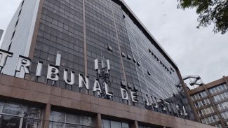 Tribunal de Justiça do Rio alerta sobre golpe do falso advogado