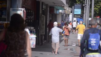Brasil abre 129,8 mil postos formais de trabalho em julho Brasil abre 129,8 mil postos formais de trabalho em julho