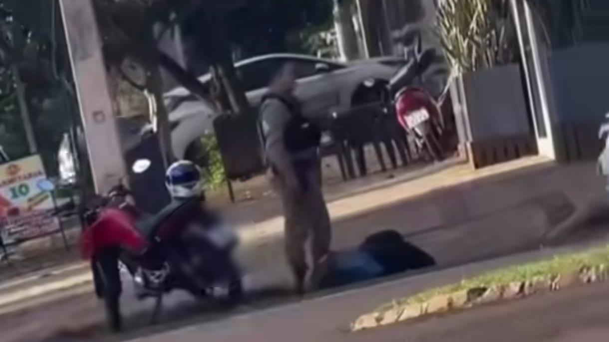 Motociclista sem CNH é abordado pela PM após manobras perigosas no Coqueiral
