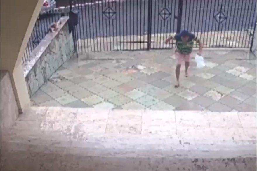 Vídeo! Incêndio e agressão: Zelador surta após ameaça de demissão