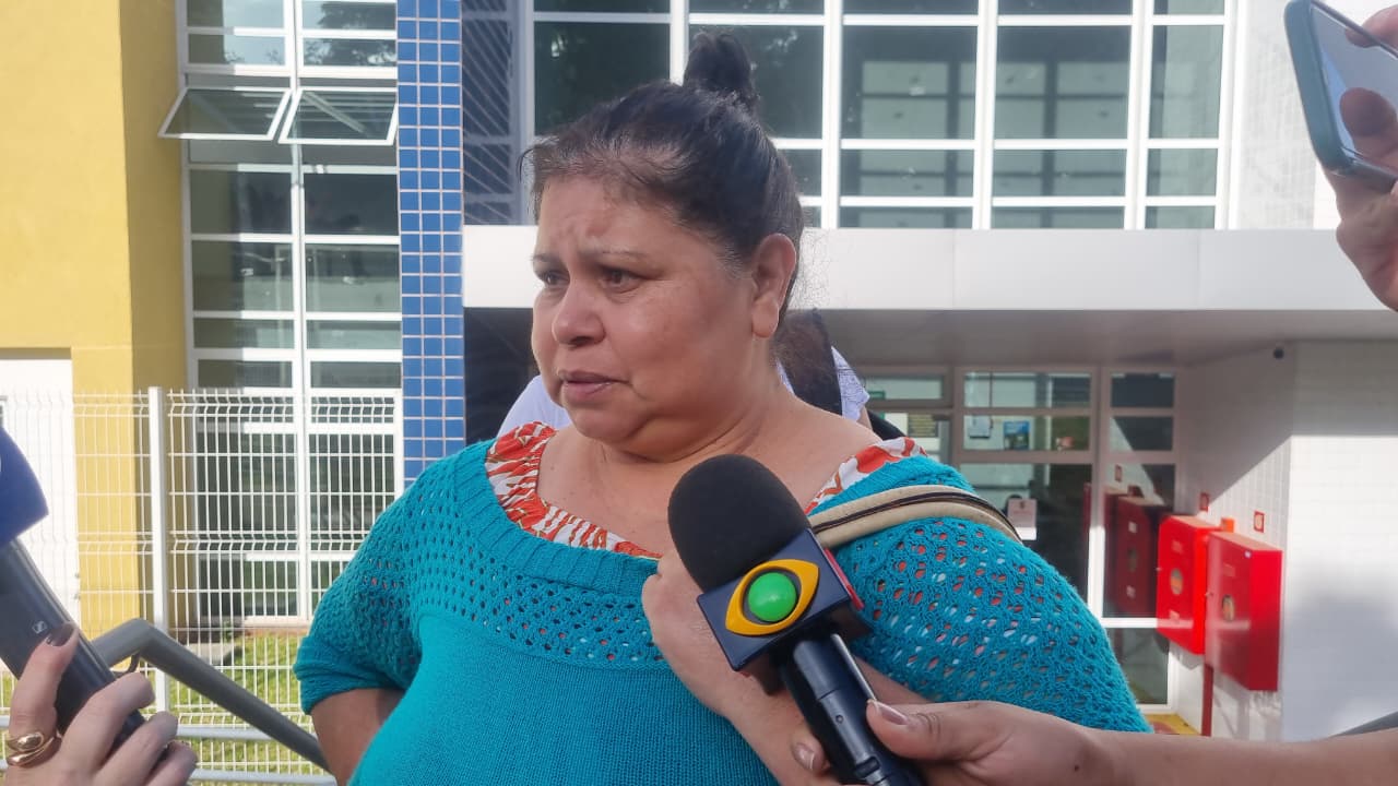 "Meu filho morreu igual a um cachorro", diz mãe de homem atropelado por carro de padre Genivaldo dos Santos