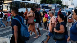 Brasil tem queda na desigualdade em educação, emprego e meio ambiente Brasil tem queda na desigualdade em educação, emprego e meio ambiente