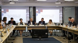 BNDES estuda suspensão temporária de dívidas de afetados por tarifaço