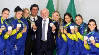 Lula anuncia criação de universidade dos esportes Lula anuncia criação de universidade dos esportes