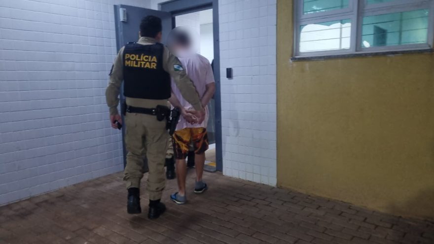 “Cavalo louco”: Jovem se dá mal ao tentar roubar celular de haitiano no Centro de Cascavel