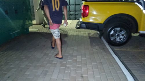 “Rapaz é flagrado em Braganey pilotando moto com placa trocada e sem CNH Imagem referente a “Rapaz é flagrado em Braganey pilotando moto com placa trocada e sem CNH