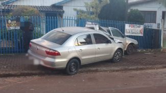 Voyage que destruiu Gol na rua Erechim foi recolhido ao pátio da 7ª Ciretran