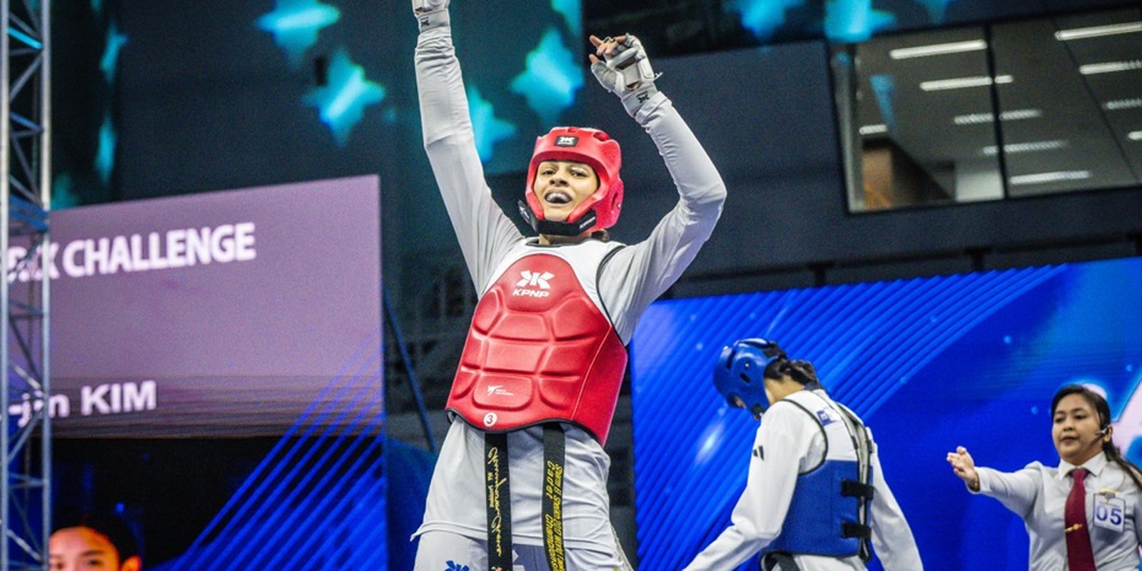 Brasileira supera campeã olímpica e vence Grand Prix de taekwondo