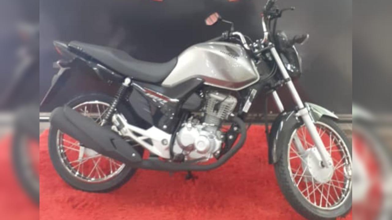 Honda CG 160 Start é furtada durante a madrugada na Avenida Brasil, no Centro