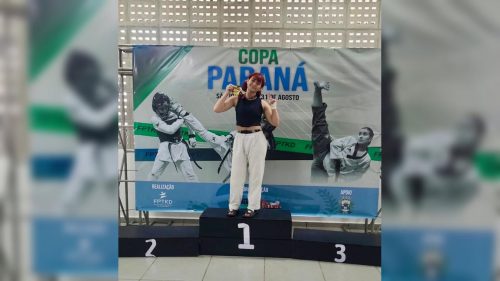 Imagem referente a Atleta de Cascavel conquista título na Copa Paraná de Taekwondo