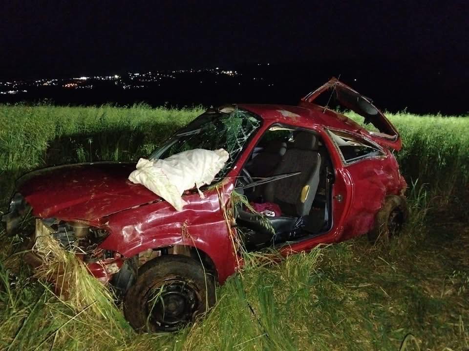 Mulher voa de carro após capotamento e sobrevive na BR-163 Mulher voa de carro após capotamento e sobrevive na BR-163