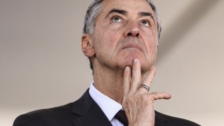Barroso diz que julgamento de Bolsonaro ocorrerá com serenidade