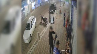 Câmeras flagram abordagem que resultou em trio detido por envolvimento com o tráfico