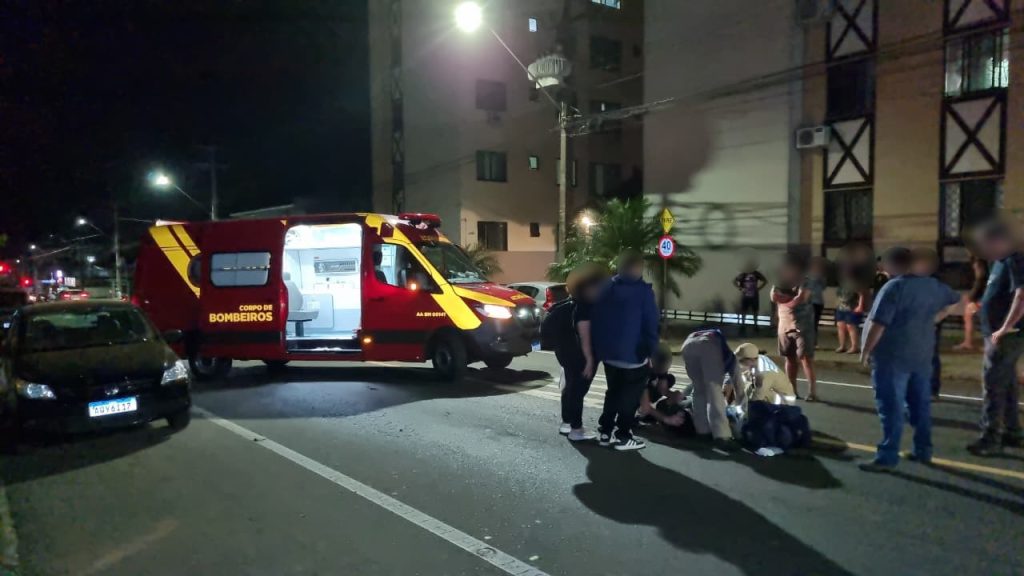 Motociclista fratura o punho em acidente de trânsito na Rua Fortaleza