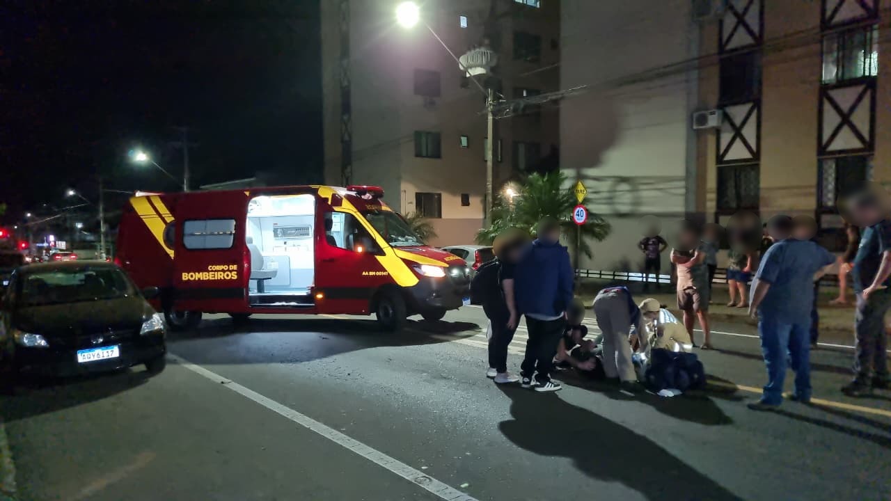 Motociclista fratura o punho em acidente de trânsito na Rua Fortaleza