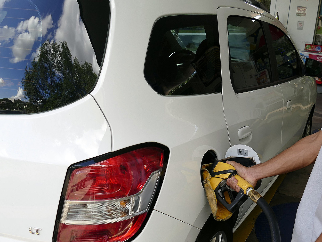 Cascavel e região: maioria dos postos não repassaram redução de preços da gasolina, aponta pesquisa