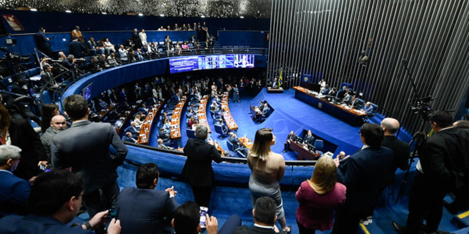 Senado reduz prazo de inelegibilidade previsto na Lei da Ficha Limpa Senado reduz prazo de inelegibilidade previsto na Lei da Ficha Limpa
