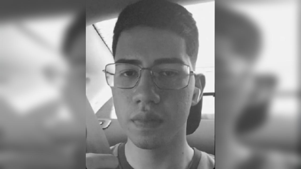 Jovem que estava desaparecido é encontrado morto em quarto do hotel