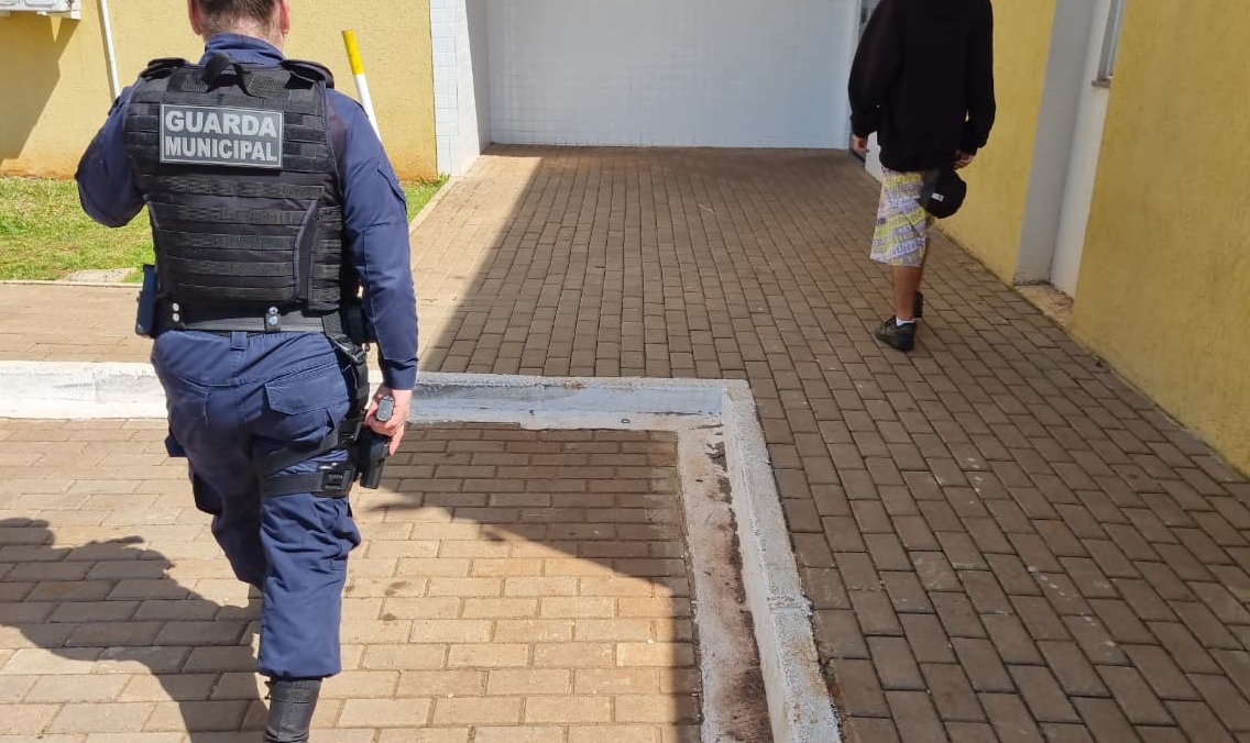 Guarda Municipal procura pais de adolescente encontrado no Terminal Leste