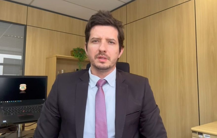 PF caça família do contrabando: celulares e cigarros ilegais cruzam fronteira