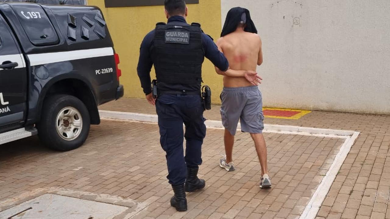 Filho de 44 anos "colaborativo" é detido pela Guarda Municipal após xingar a mãe em Cascavel