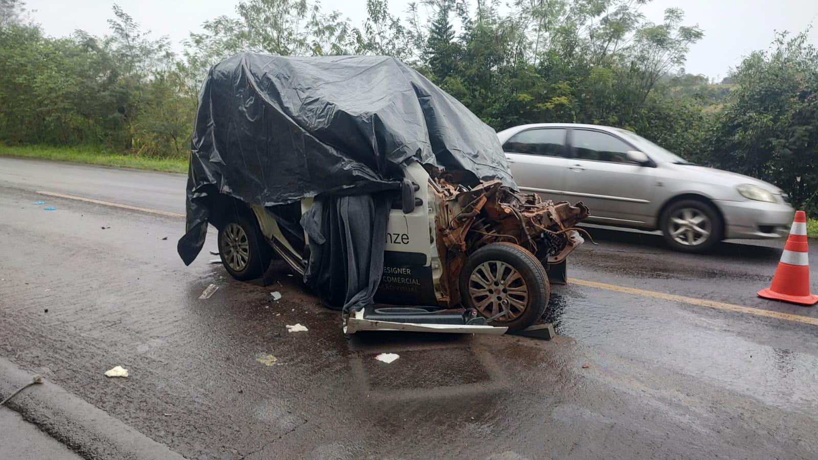 Confirmadas três mortes em grave acidente na rodovia BR-163
