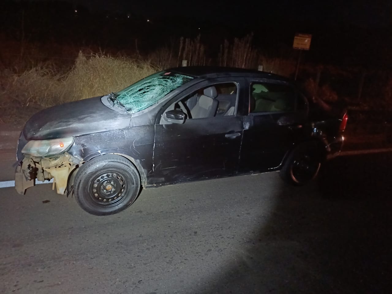 Pedestre é atropelado por carro na BR-376 em Ponta Grossa