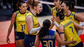 Brasil avança para semifinal do Mundial de vôlei feminino