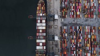 Ceará decreta situação de emergência por tarifaço e amplia mitigação Ceará decreta situação de emergência por tarifaço e amplia mitigação