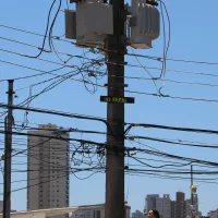 Imagem referente a Furto de energia no país gerou custo de R$ 10,3 bilhões em 2024