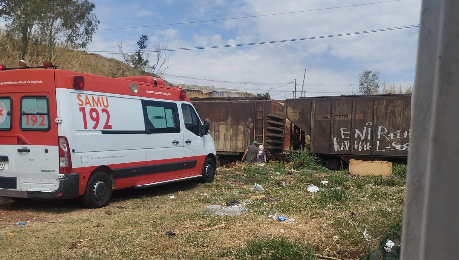Idoso é atingido por trem e morre na hora; polícia investiga
