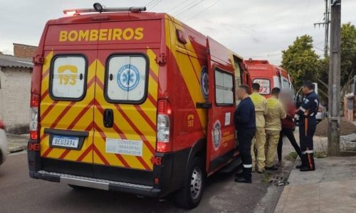 Amigo da onça: Briga entre conhecidos termina com homem esfaqueado dentro da própria casa