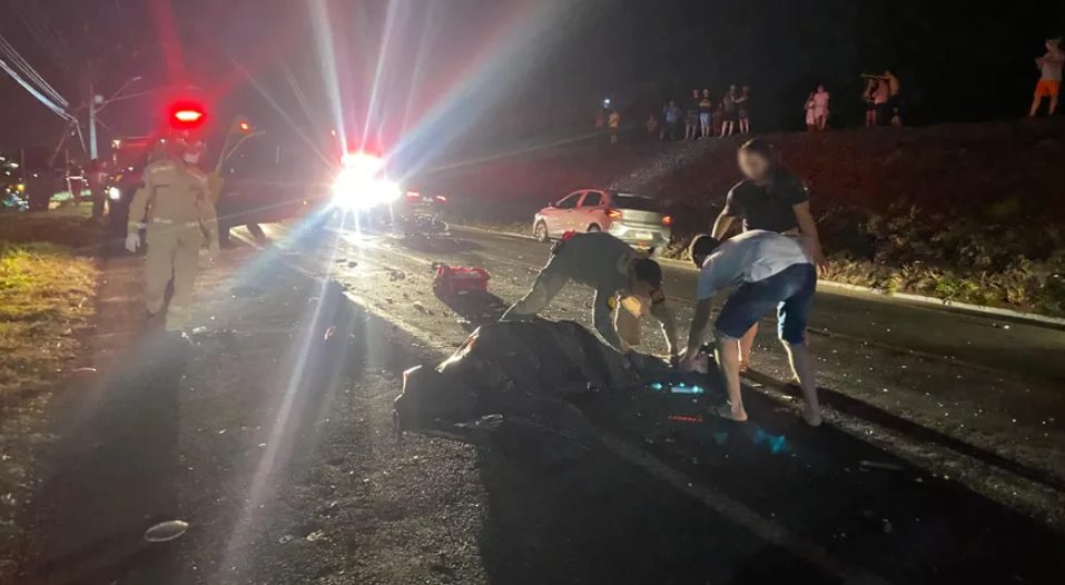 Motociclista de 22 anos morre após colisão frontal na BR-369
