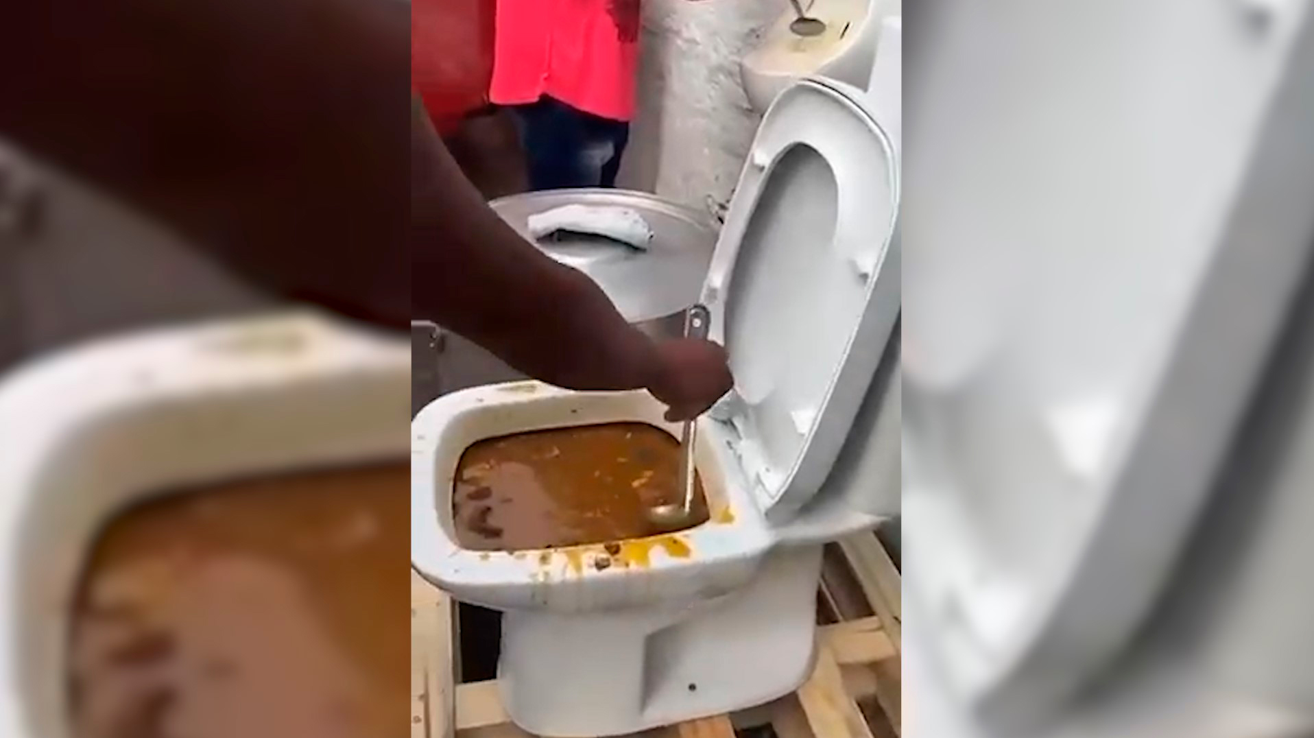 Feijoada inusitada causa mistura de risadas e nojo