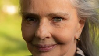 Cantora e compositora Angela Ro Ro morre aos 75 anos no Rio Cantora e compositora Angela Ro Ro morre aos 75 anos no Rio