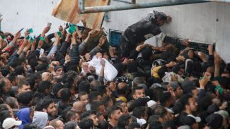 Ordem para saída da população provoca pânico na Cidade de Gaza Ordem para saída da população provoca pânico na Cidade de Gaza