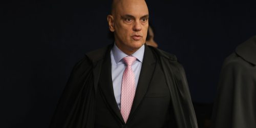 Moraes vota para condenar Bolsonaro e mais sete por golpe de Estado
