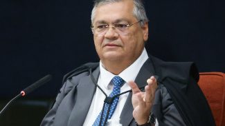 Dino vota pela condenação de Bolsonaro e mais sete; placar está 2 a 0