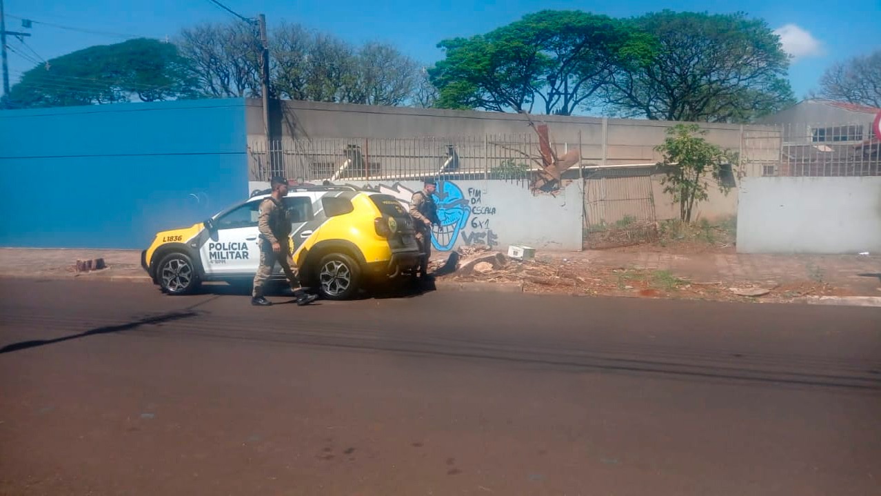 Homem é encontrado inconsciente com traumatismo craniano em terreno baldio Homem é encontrado inconsciente com traumatismo craniano em terreno baldio