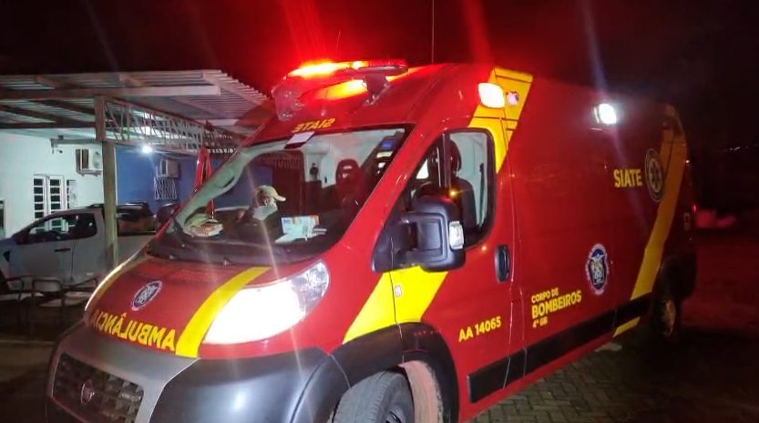 Menino de três anos sofre queda, machuca o queixo e é socorrido pelo Siate no Bairro Claudete