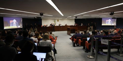 STF cancela sessão plenária e julgamento sobre golpe continua à tarde