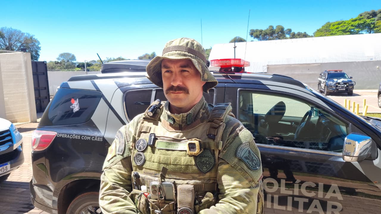 SW4 furtada, maconha e 'capa de colete' utilizada por Piratas do Asfalto; tenente do BPFron fala sobre apreensão SW4 furtada, maconha e 'capa de colete' utilizada por Piratas do Asfalto; tenente do BPFron fala sobre apreensão