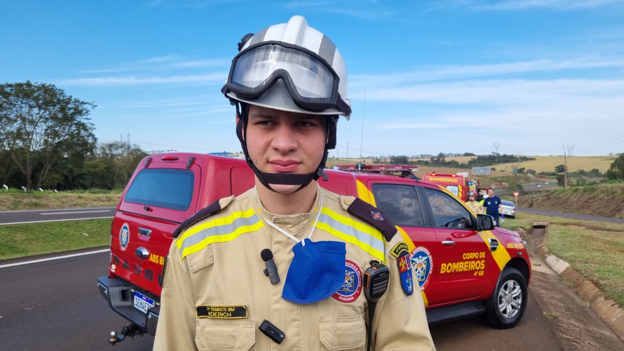 "Fratura em membros e também em crânio. Ela está em situação grave", afirma tenente sobre atropelamento na BR-277 "Fratura em membros e também em crânio. Ela está em situação grave", afirma tenente sobre atropelamento na BR-277