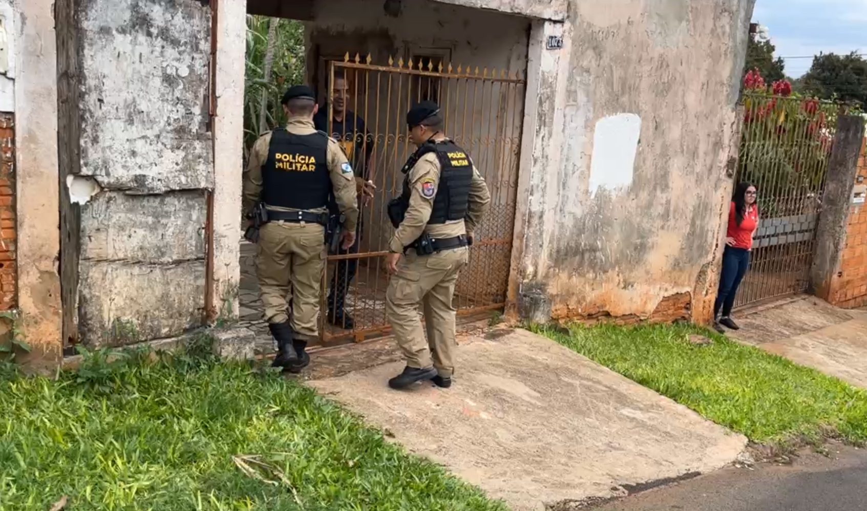 Pai é brutalmente assassinado pelo próprio filho a machadadas