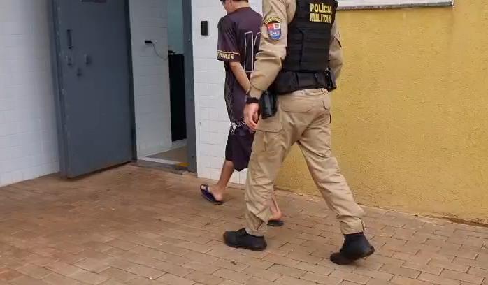 Jovem é flagrado com 200 gramas de maconha no Cascavel Velho
