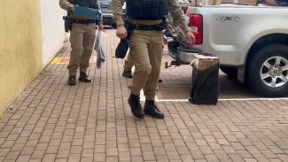 Polícia divulga balanço de operação que terminou com assaltante baleado no Cascavel Velho